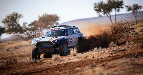 A Toyota továbbra is megkerülhetetlen szereplő a Dakar-ralin, hiszen Lategan előnye már meghaladta a 10 percet.