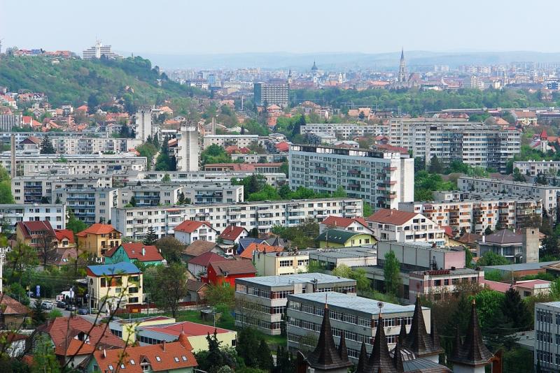 Kolozsvár, Románia szívében, továbbra is a legkiemelkedőbb városként tündököl a City Index elemzése szerint. Az itt tapasztalható folyamatos fejlődés és innovációs szellem hozzájárul ahhoz, hogy a város kiemelkedjen a többi település közül, és a legjobb t