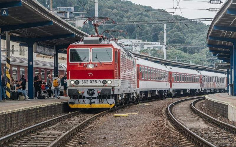 Kassától Pozsonyig több vonatjárat is késlekedik a kedvezőtlen időjárási viszonyok következtében.