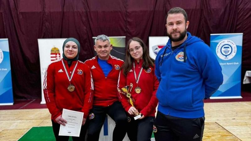 SZON - Hihetetlen teljesítmény! Egy nyíregyházi súlyemelő lány mérhetetlen erővel emelt fel egy hatalmas súlyt, ezzel megszerezve az országos bajnoki címet - nézd meg a videót!