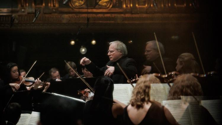 A Concerto Budapest izgalmas hegedűgálára készül, ahol a klasszikus zene varázslatos világát hozzák el a közönség számára. 