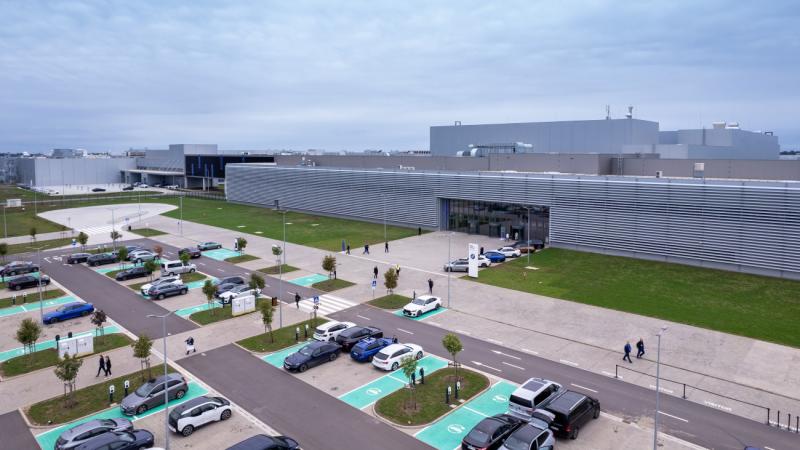 Tűz keletkezett a debreceni BMW-gyár területén.