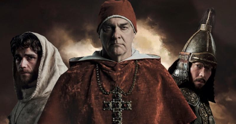 A magyar filmipar különleges képességgel bír, hiszen képes a múlt árnyait is hősiessé változtatni. Egy olyan történet, amely a Magyargyilkos kánról szól, izgalmas kihívást jelent, hiszen a történelmi alakok átformálása és újraértelmezése mindig is megoszt