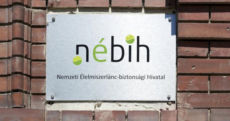 Pókhálós felszerelések és döglött rovarok – meglepő, hogy mit fedezett fel a Nébih ebben a létesítményben.