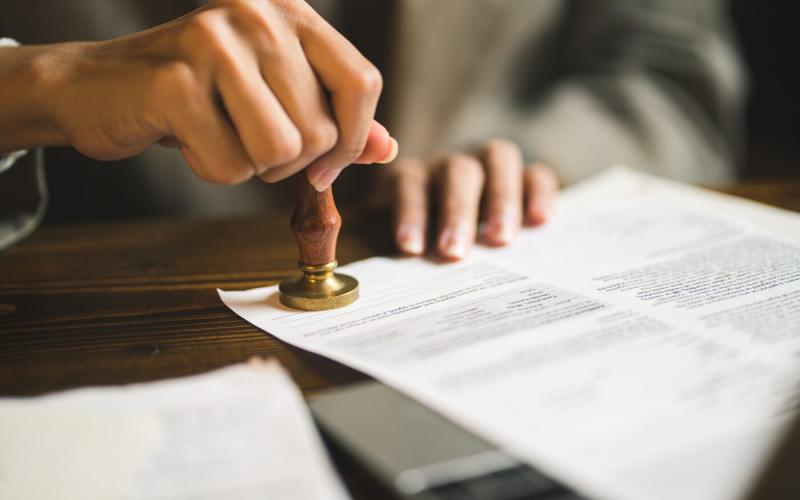 Egyszerűsödhet az ügyintézés az anyakönyvi hivatalokban? Jövőre valóra válhat!